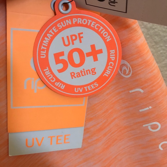 RIP CURL Rashgaurd UV Tank - Picture 4 of 5